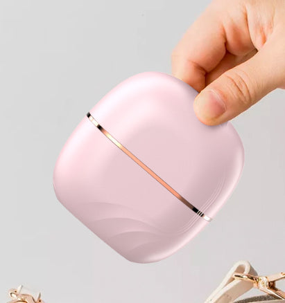 Pocket Hair Straightener – Compact & Travel-Friendly Styling Tool